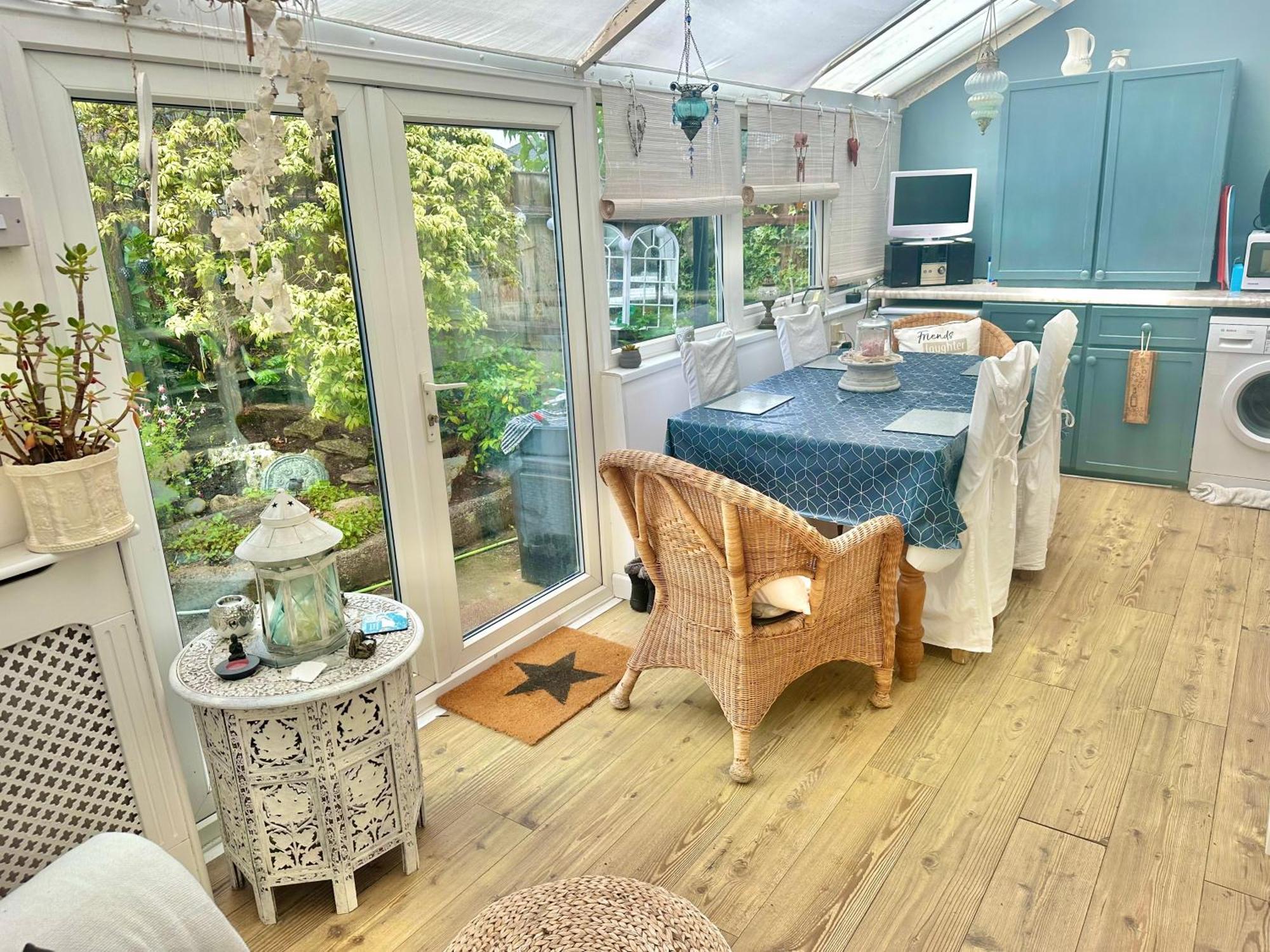 Garden Cottage - 3 Bedroom Close To Town And Beach Bournemouth Kültér fotó